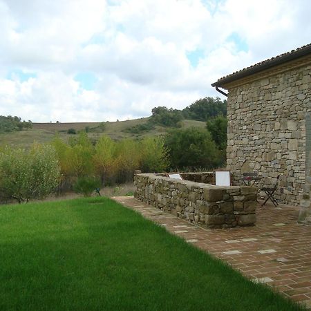 Agriturismo Montelovesco Brunetta ภายนอก รูปภาพ