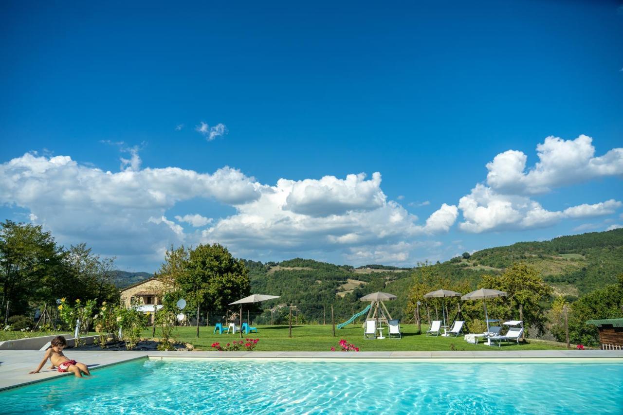 Agriturismo Montelovesco Brunetta ภายนอก รูปภาพ