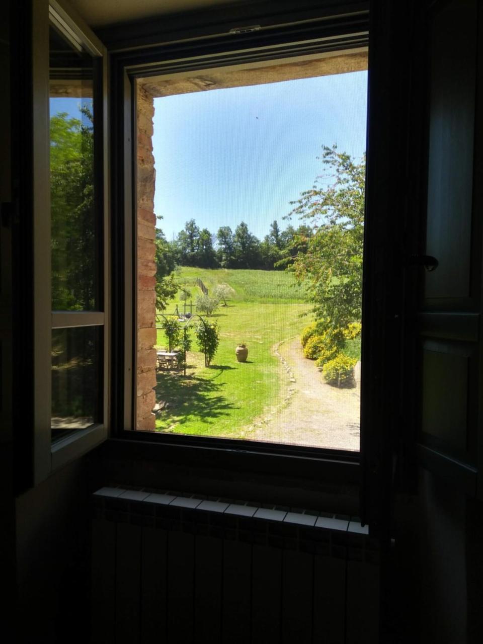Agriturismo Montelovesco Brunetta ภายนอก รูปภาพ