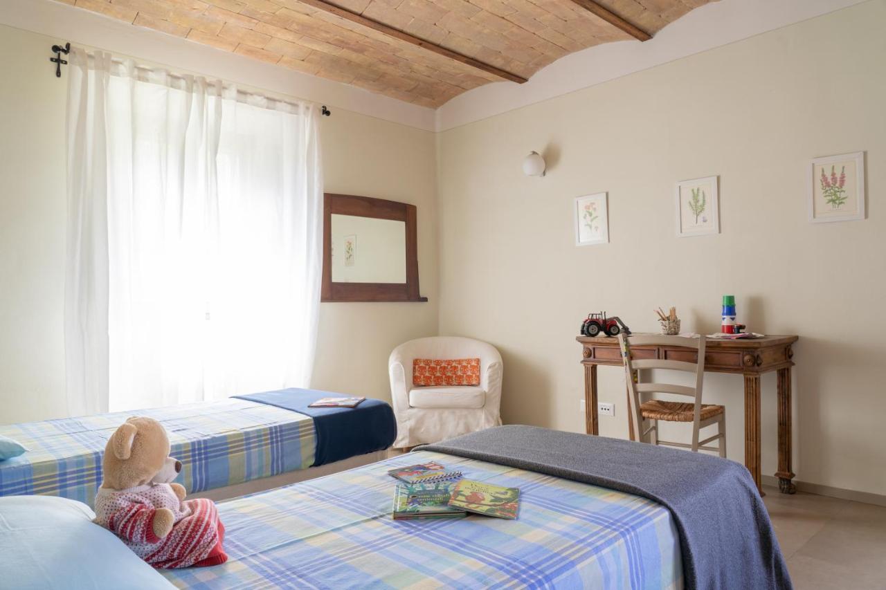 Agriturismo Montelovesco Brunetta ภายนอก รูปภาพ