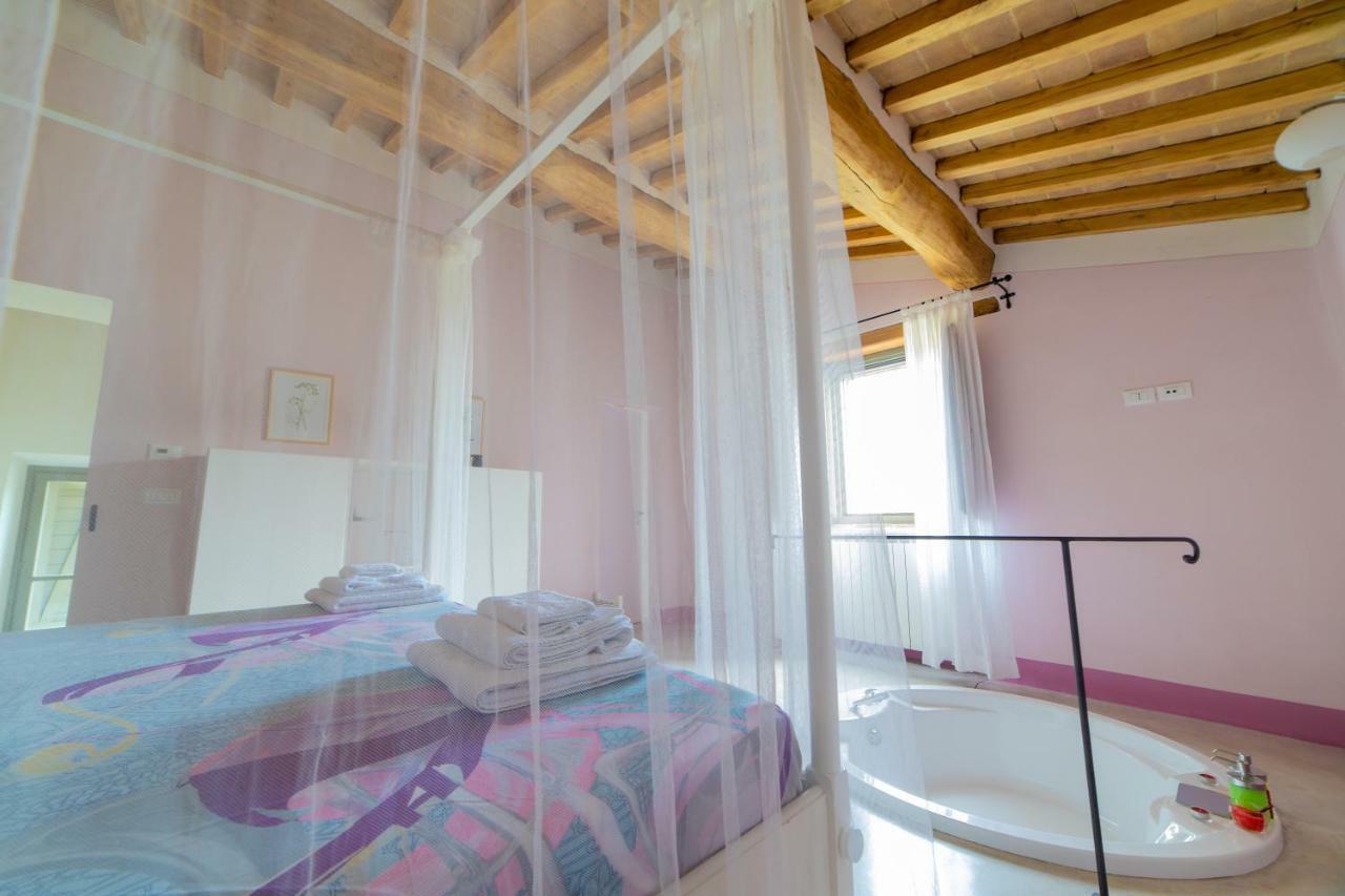 Agriturismo Montelovesco Brunetta ภายนอก รูปภาพ